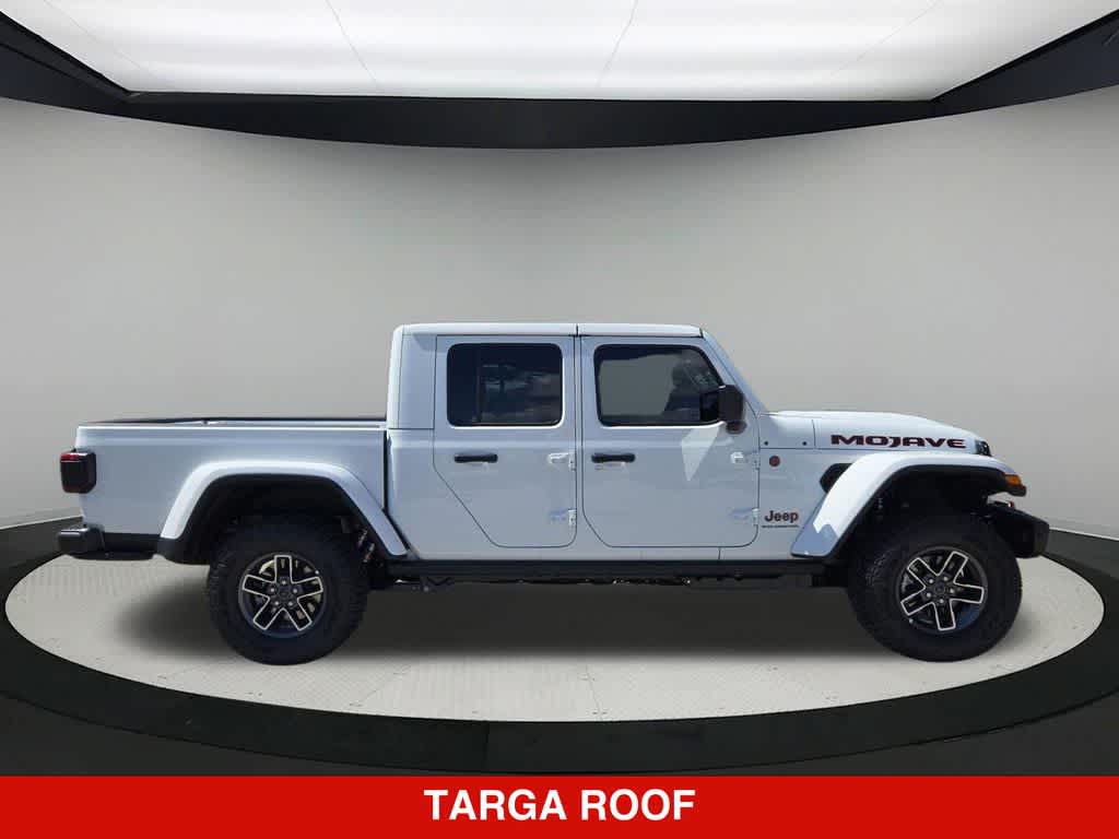 Thumbnail: 2026 Jeep Gladiator - 7