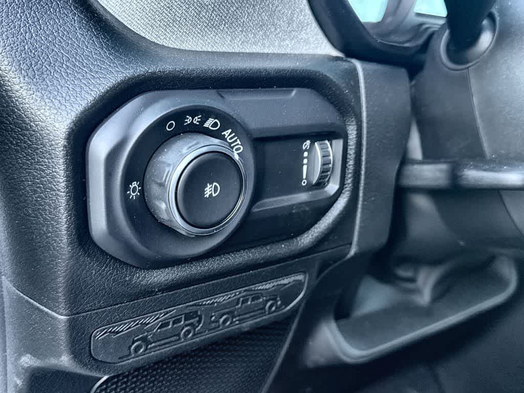 Thumbnail: 2026 Jeep Wrangler - 19