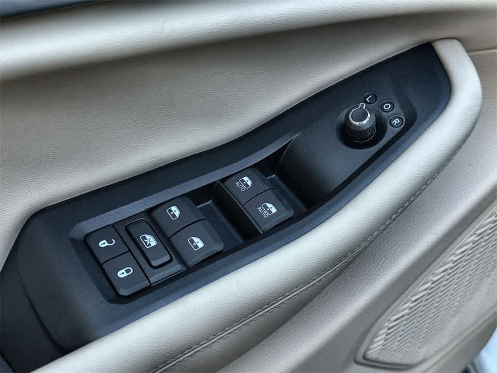 Thumbnail: 2025 Jeep Grand Cherokee L - 25