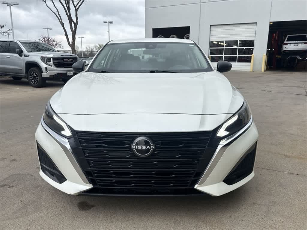 Thumbnail: 2024 Nissan Altima - 7