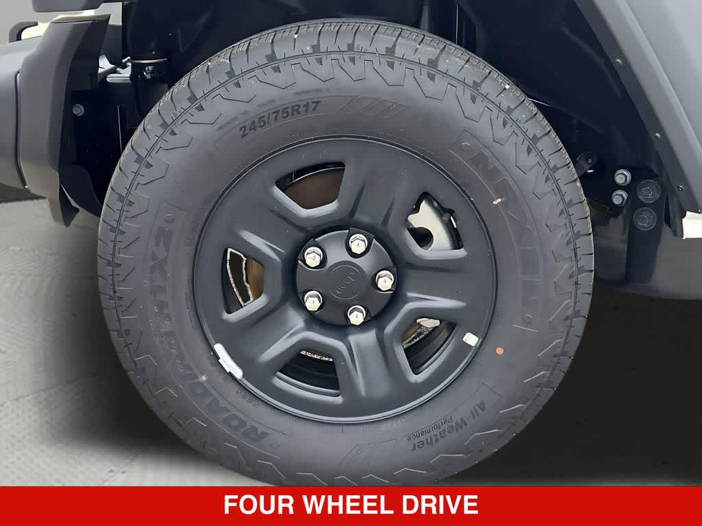 Thumbnail: 2026 Jeep Wrangler - 14