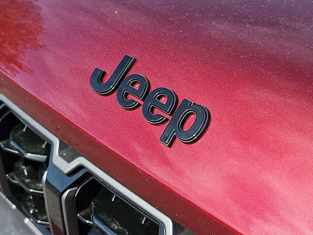 Thumbnail: 2026 Jeep Grand Cherokee - 12