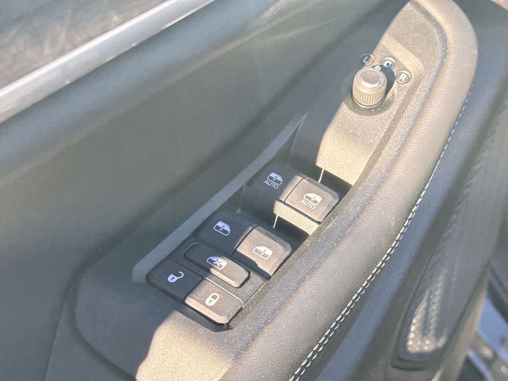 Thumbnail: 2026 Jeep Grand Cherokee - 25