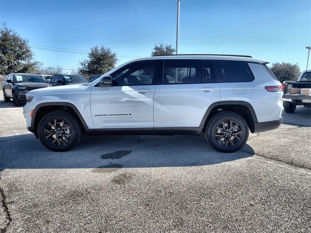New 2025 Jeep Grand Cherokee L Altitude X Sport Utility