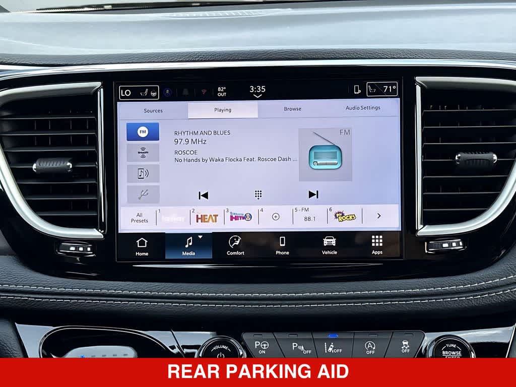 Thumbnail: 2025 Chrysler Pacifica - 16