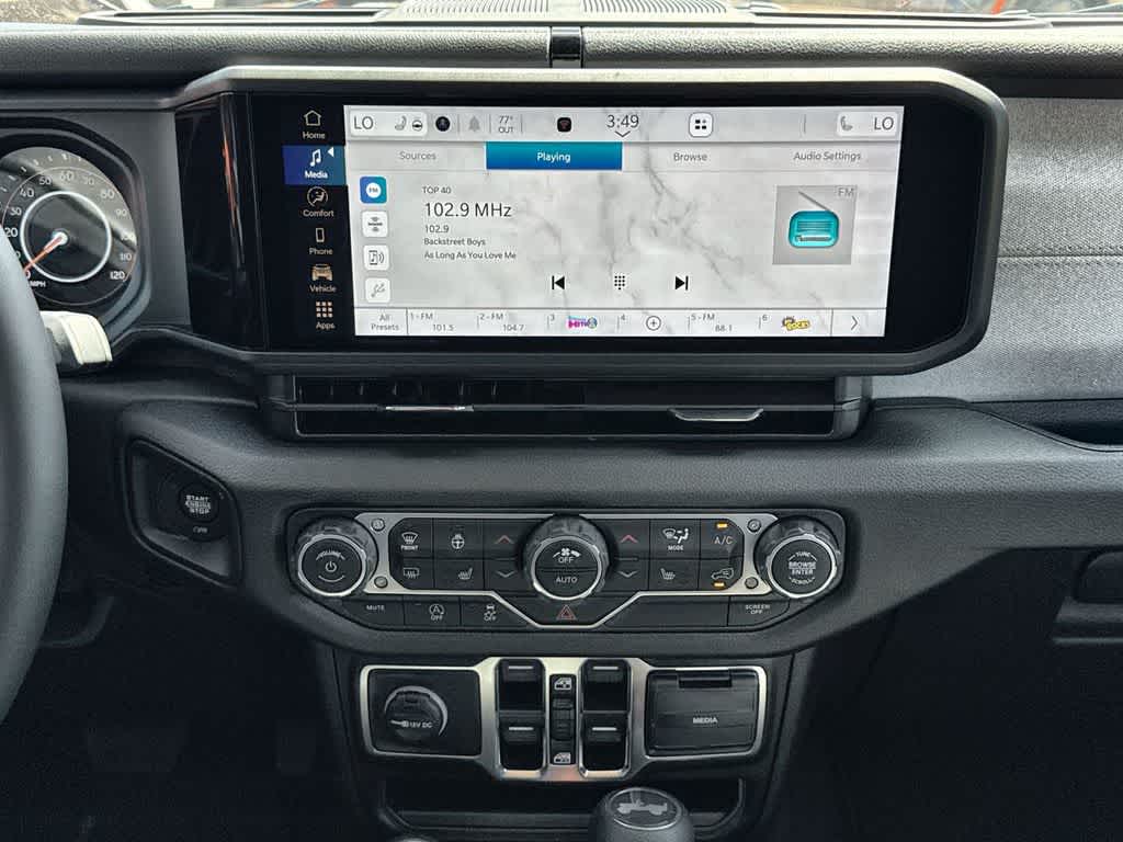 Thumbnail: 2025 Jeep Wrangler - 17