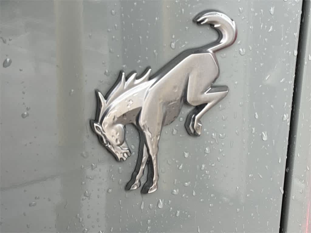 Thumbnail: 2022 Ford Bronco - 8