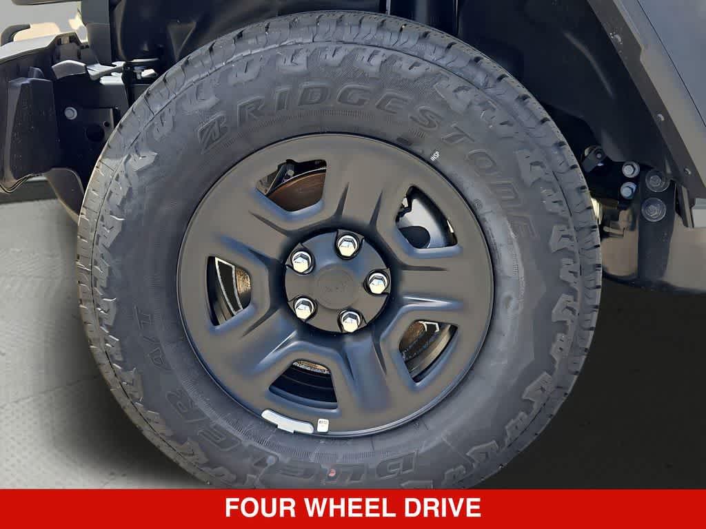 Thumbnail: 2026 Jeep Gladiator - 14