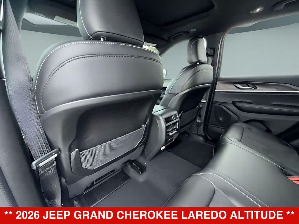 Thumbnail: 2026 Jeep Grand Cherokee - 12