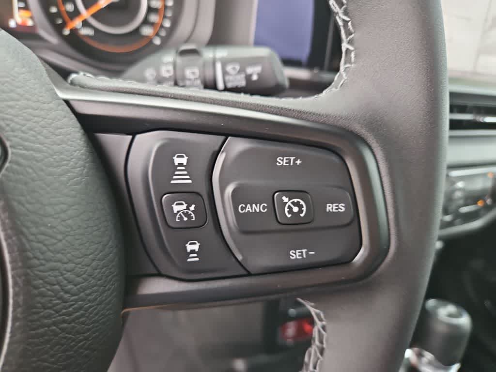 Thumbnail: 2026 Jeep Wrangler - 25