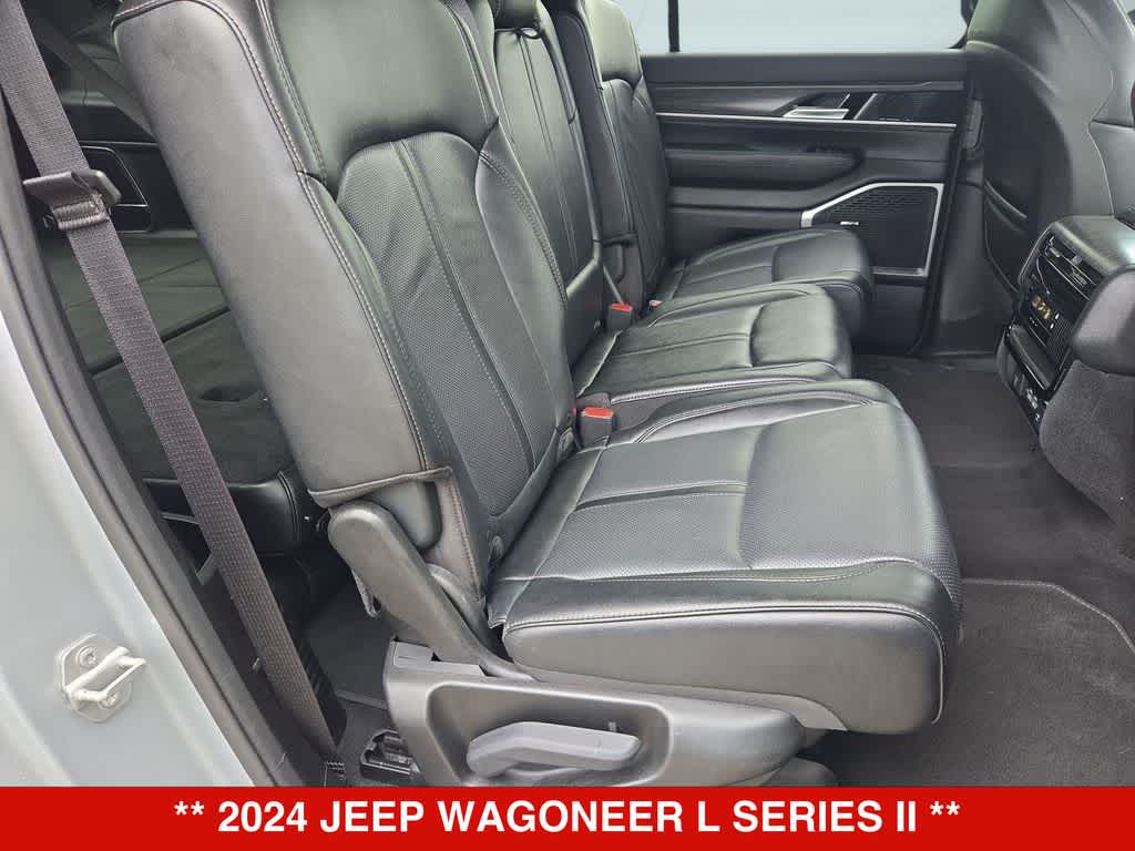 Thumbnail: 2024 Jeep Wagoneer - 19