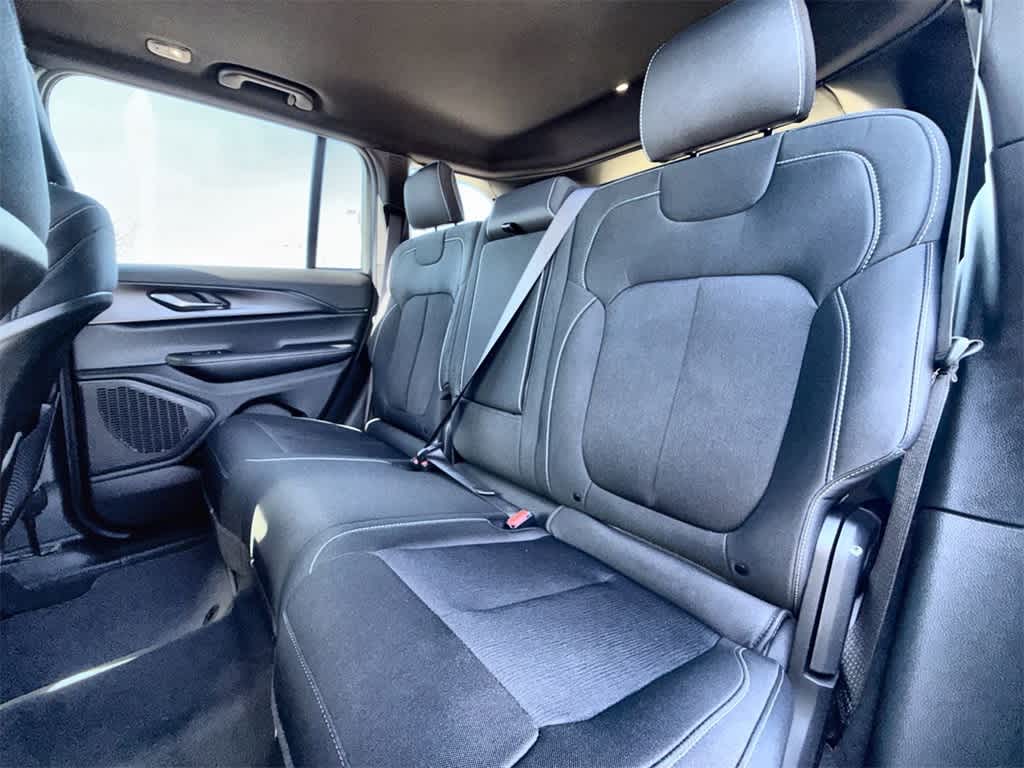 Thumbnail: 2025 Jeep Grand Cherokee - 13