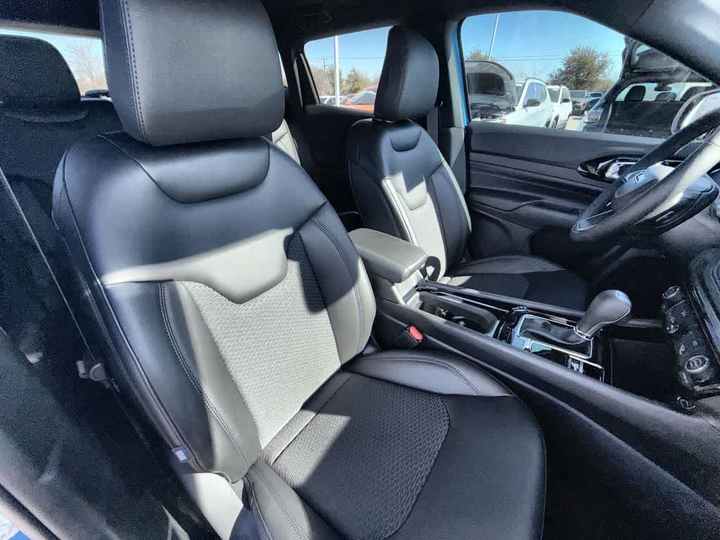 Thumbnail: 2026 Jeep Compass - 15