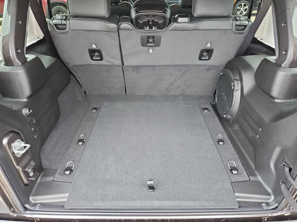 Thumbnail: 2026 Jeep Wrangler - 34