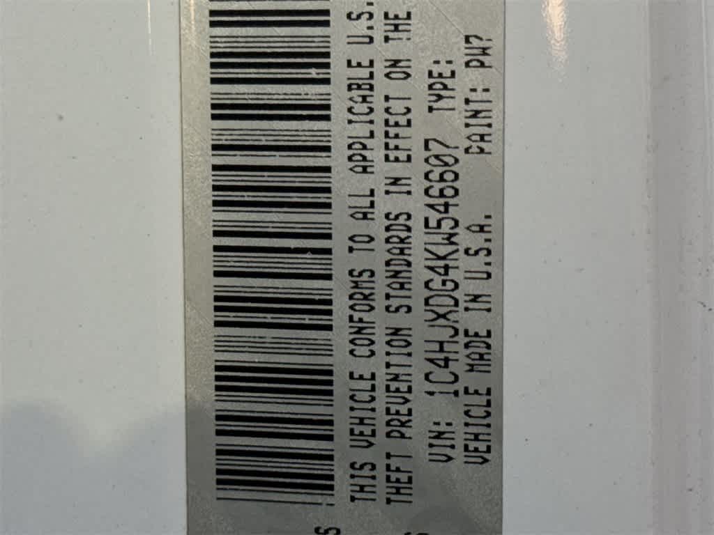 Thumbnail: 2019 Jeep Wrangler - 22