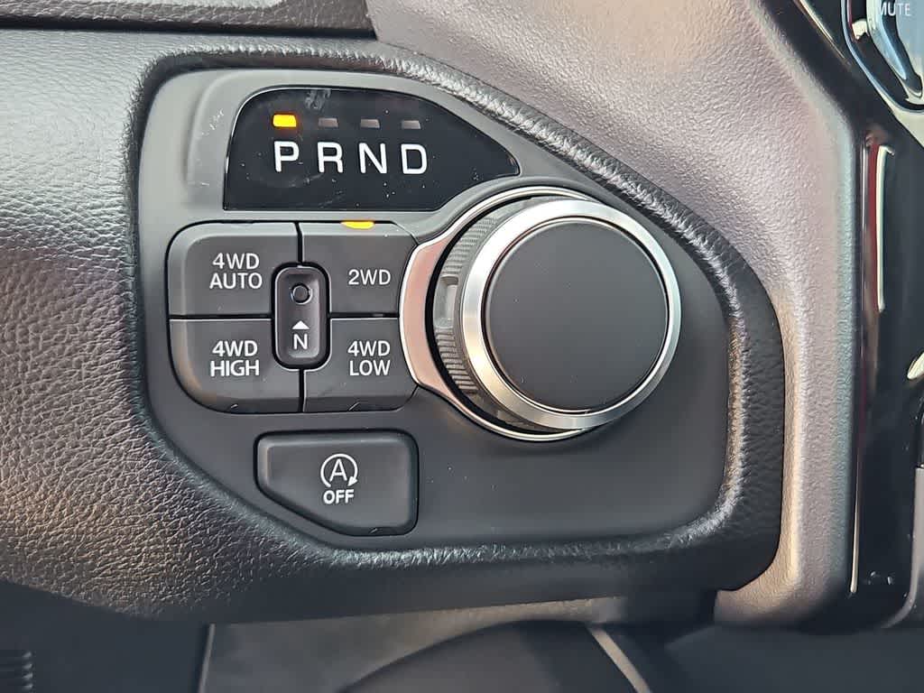 Thumbnail: 2026 RAM 1500 - 33