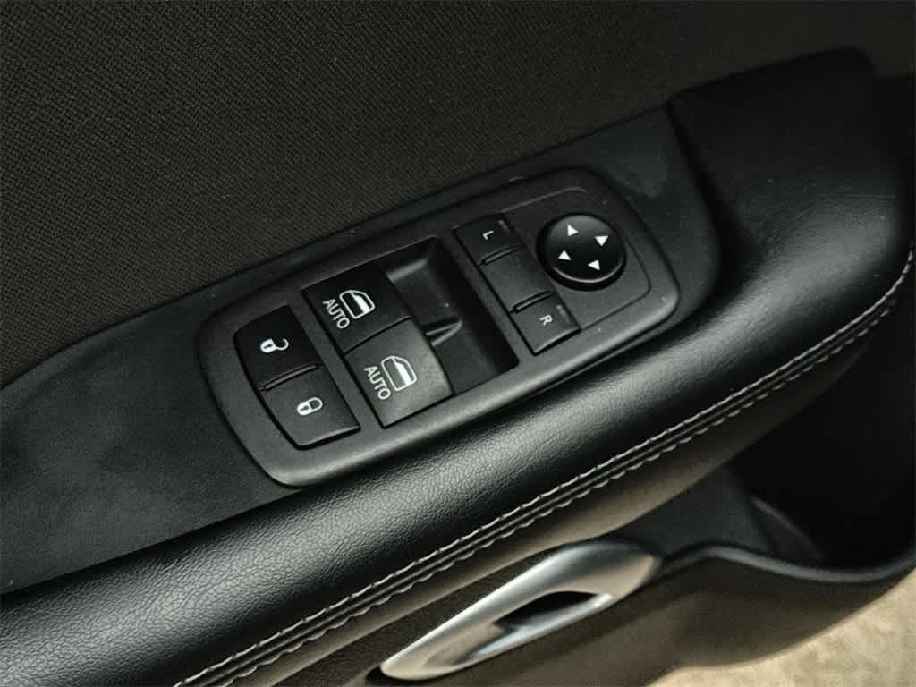 Thumbnail: 2021 Dodge Challenger - 22