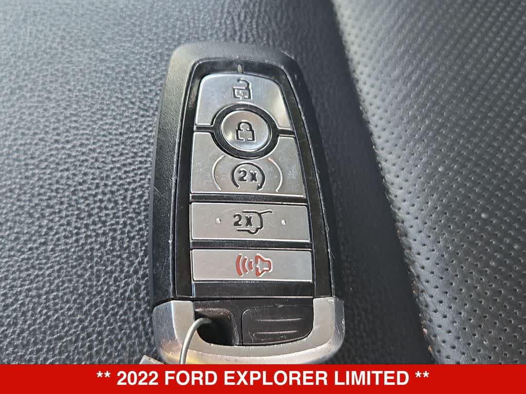 Thumbnail: 2022 Ford Explorer - 32
