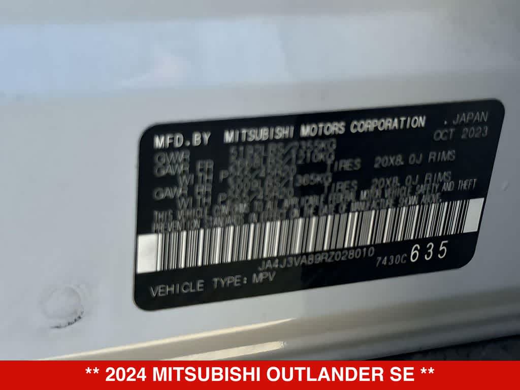 Thumbnail: 2024 Mitsubishi Outlander - 27