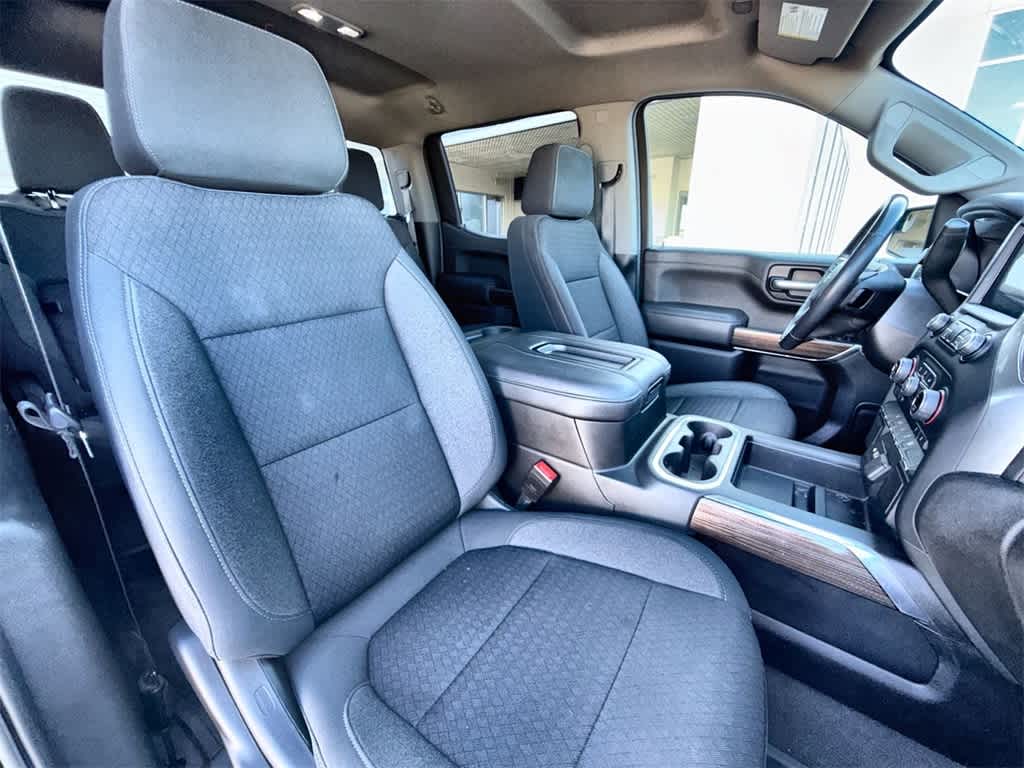 Thumbnail: 2021 Chevrolet Silverado 1500 - 13