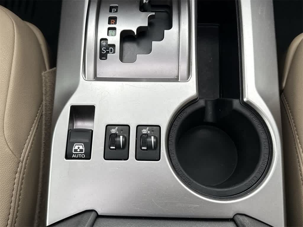 Thumbnail: 2021 Toyota 4Runner - 18