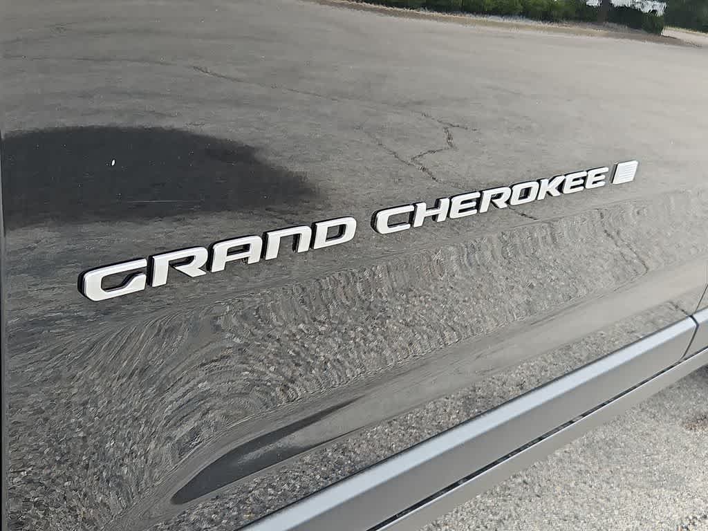 Thumbnail: 2026 Jeep Grand Cherokee - 13