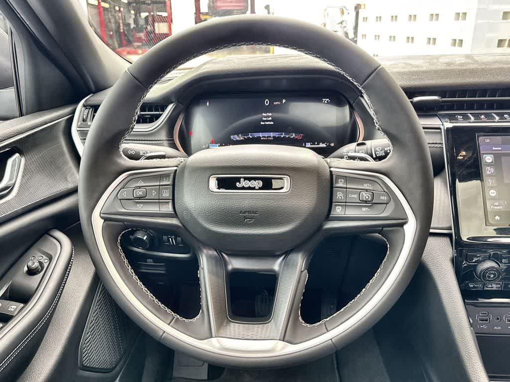 Thumbnail: 2025 Jeep Grand Cherokee - 18