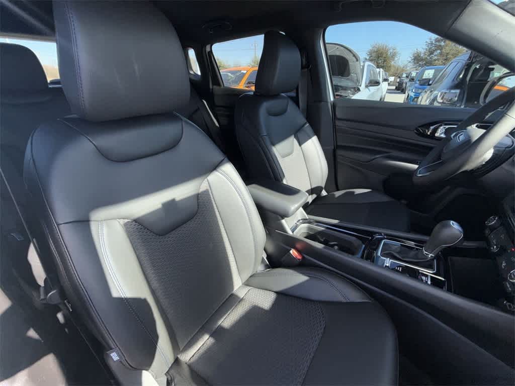 Thumbnail: 2026 Jeep Compass - 15