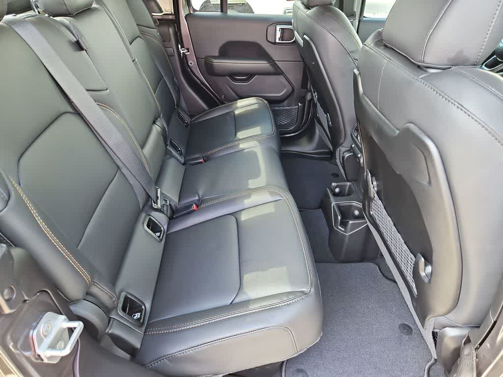 Thumbnail: 2026 Jeep Gladiator - 21