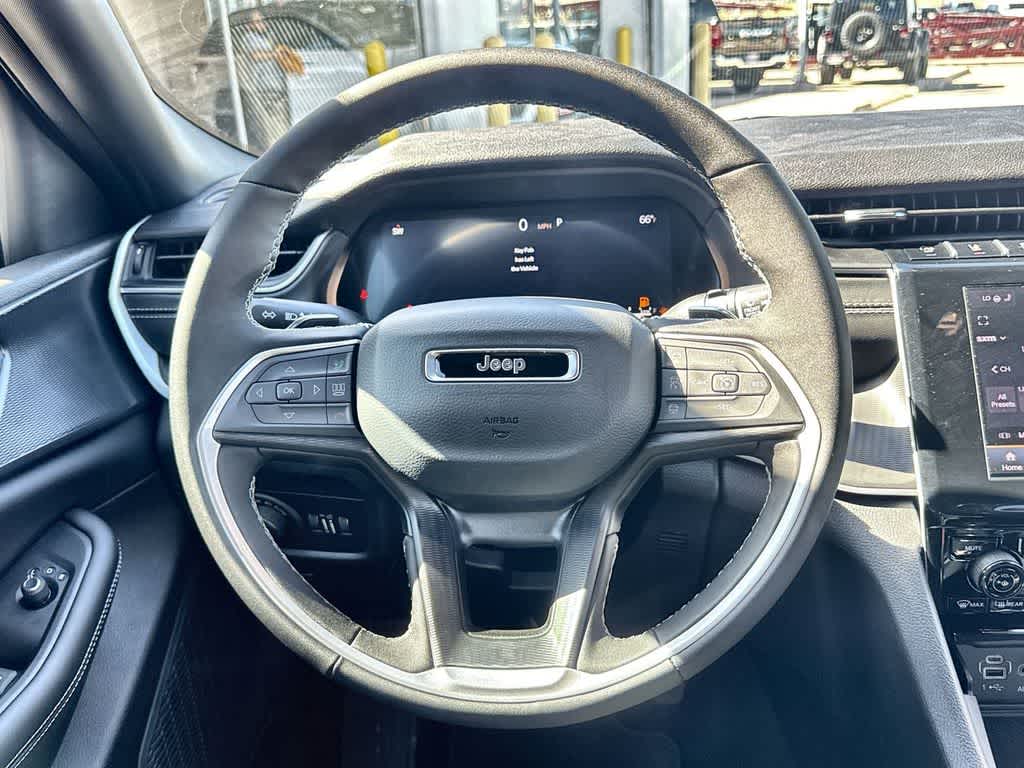 Thumbnail: 2026 Jeep Grand Cherokee - 18