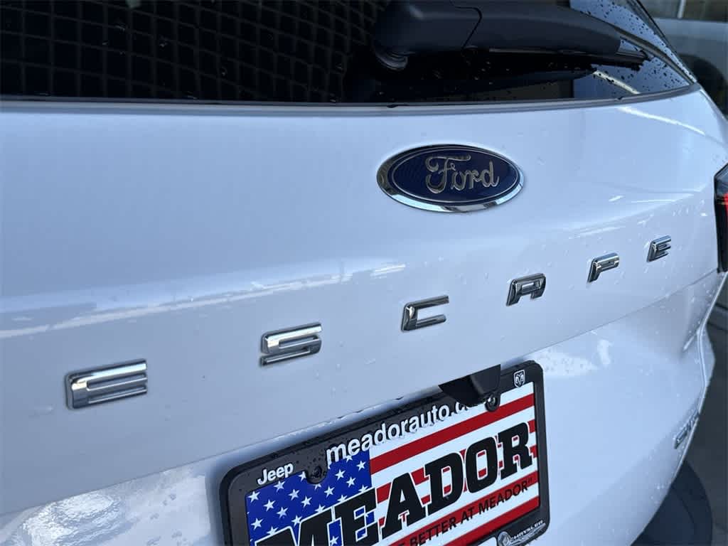 Thumbnail: 2024 Ford Escape - 7