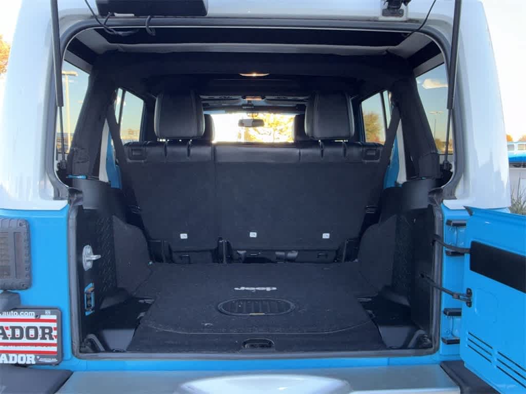 Thumbnail: 2017 Jeep Wrangler - 22