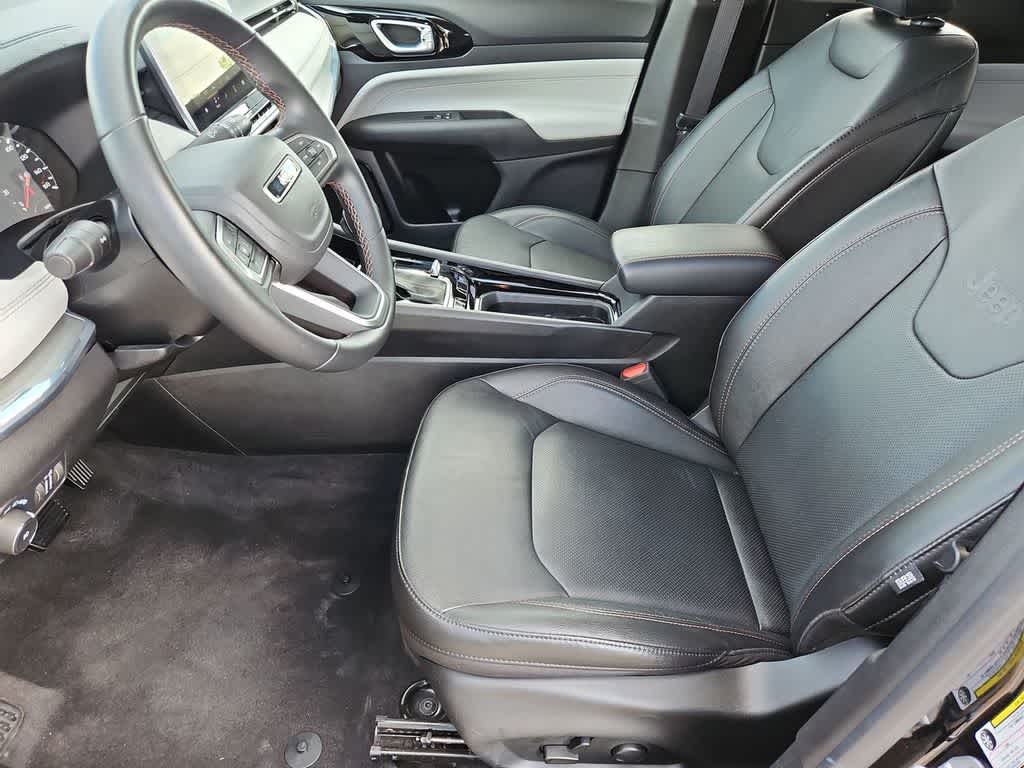 Thumbnail: 2022 Jeep Compass - 17