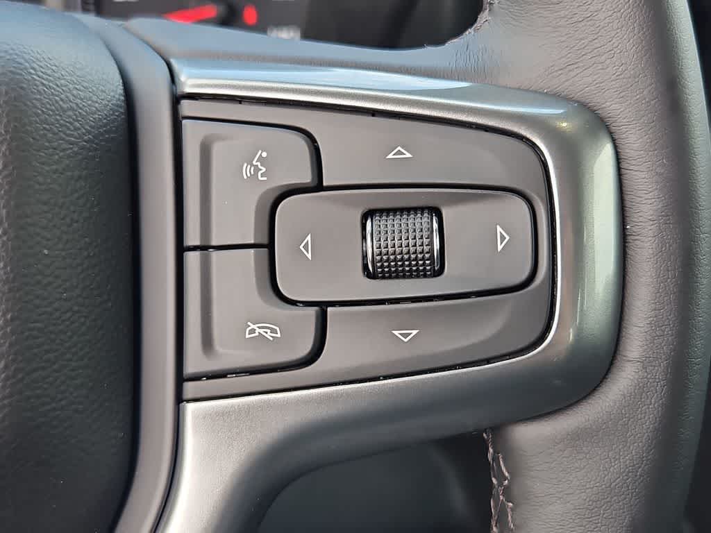 Thumbnail: 2022 Chevrolet Silverado 3500 - 25