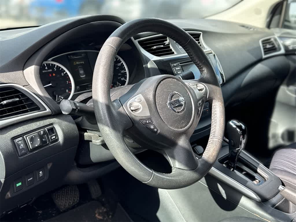 Thumbnail: 2016 Nissan Sentra - 2
