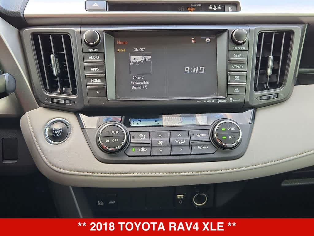 Thumbnail: 2018 Toyota RAV4 - 30