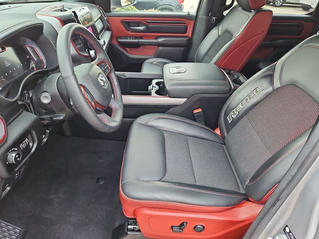 Thumbnail: 2025 RAM 1500 - 17