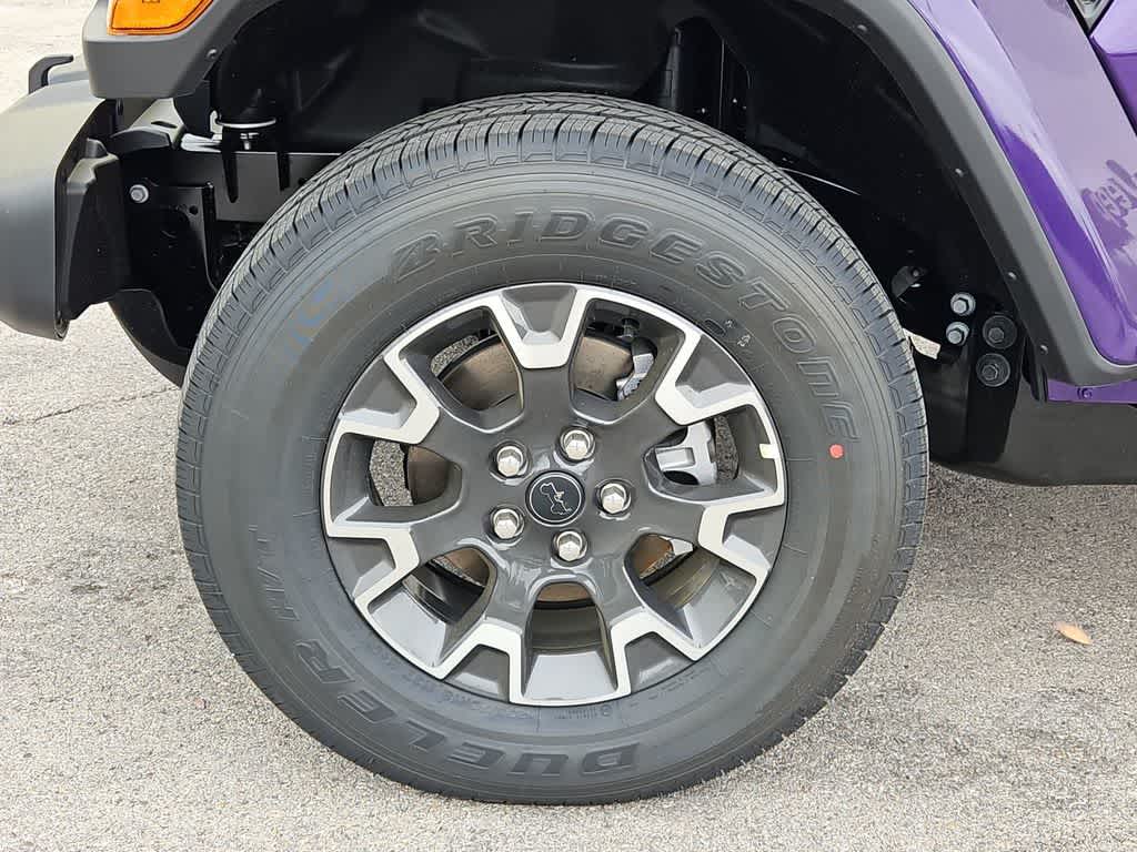 Thumbnail: 2026 Jeep Gladiator - 14