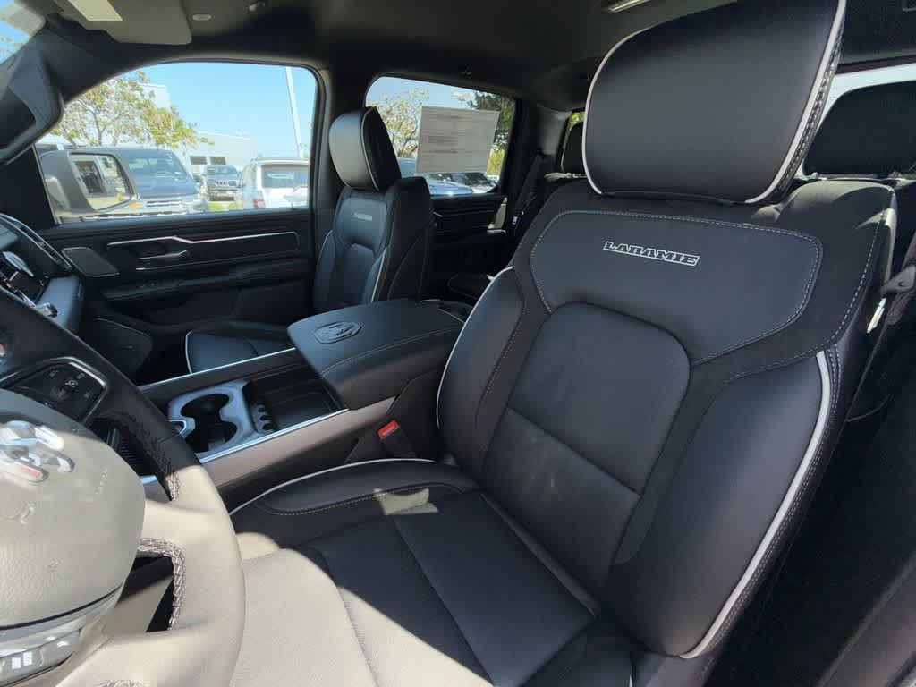 Thumbnail: 2026 RAM 1500 - 10