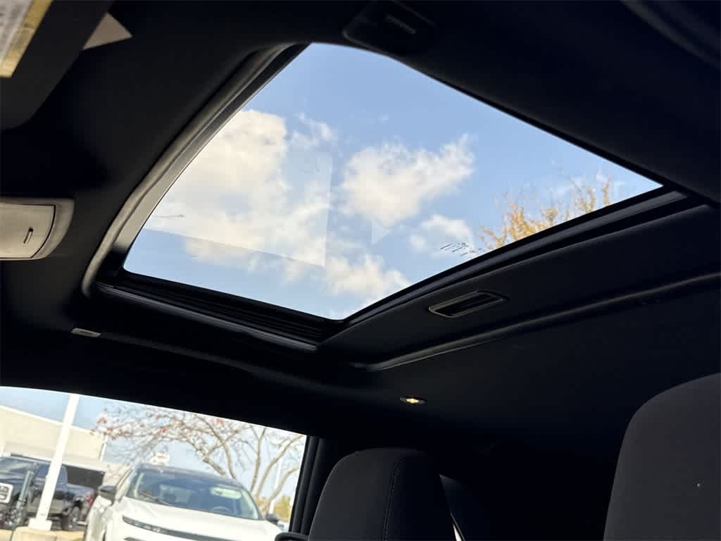 Thumbnail: 2023 Dodge Challenger - 25