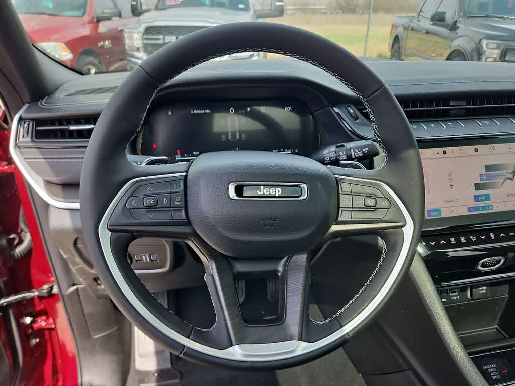 Thumbnail: 2026 Jeep Grand Cherokee - 25