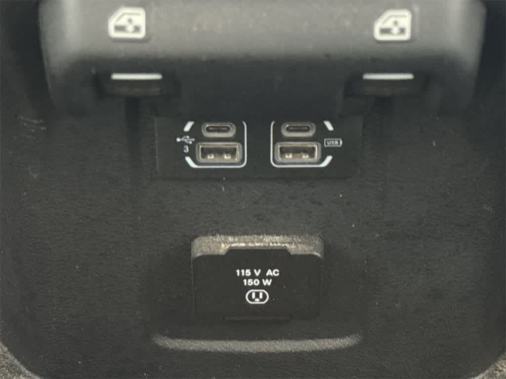 Thumbnail: 2019 Jeep Wrangler - 19