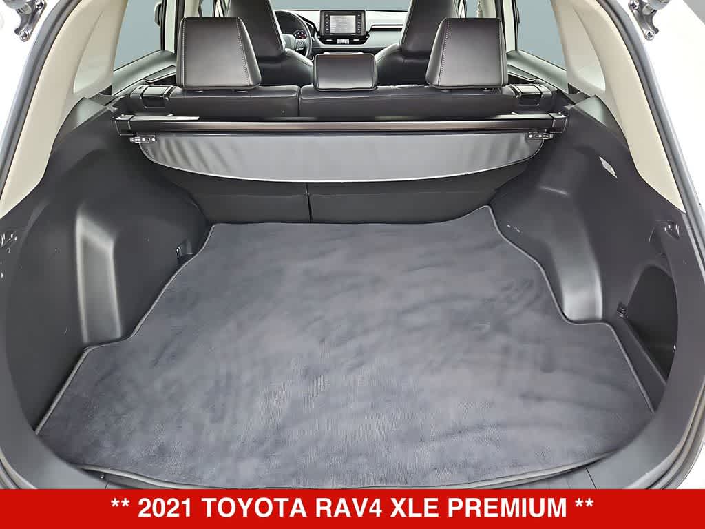 Thumbnail: 2021 Toyota RAV4 - 35