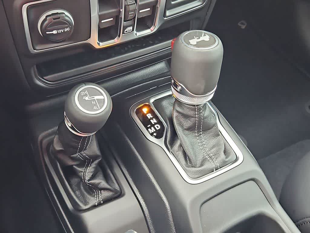 Thumbnail: 2026 Jeep Wrangler - 32