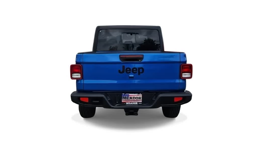 Thumbnail: 2026 Jeep Gladiator - 7