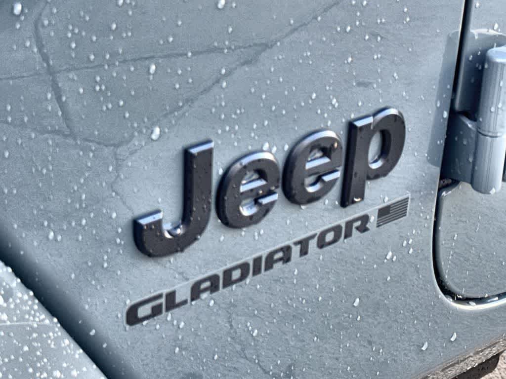 Thumbnail: 2026 Jeep Gladiator - 8