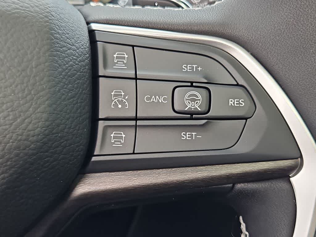 Thumbnail: 2026 Jeep Grand Cherokee - 27