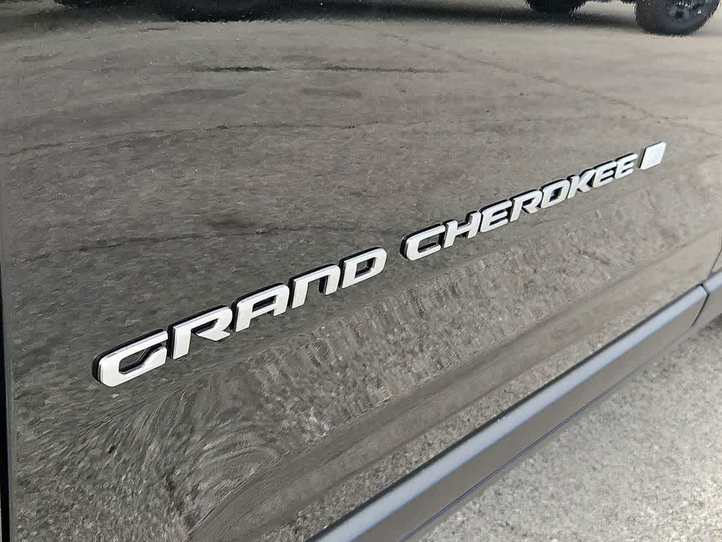 Thumbnail: 2026 Jeep Grand Cherokee L - 13