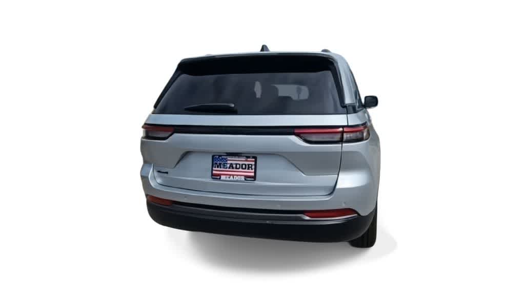 Thumbnail: 2026 Jeep Grand Cherokee - 7