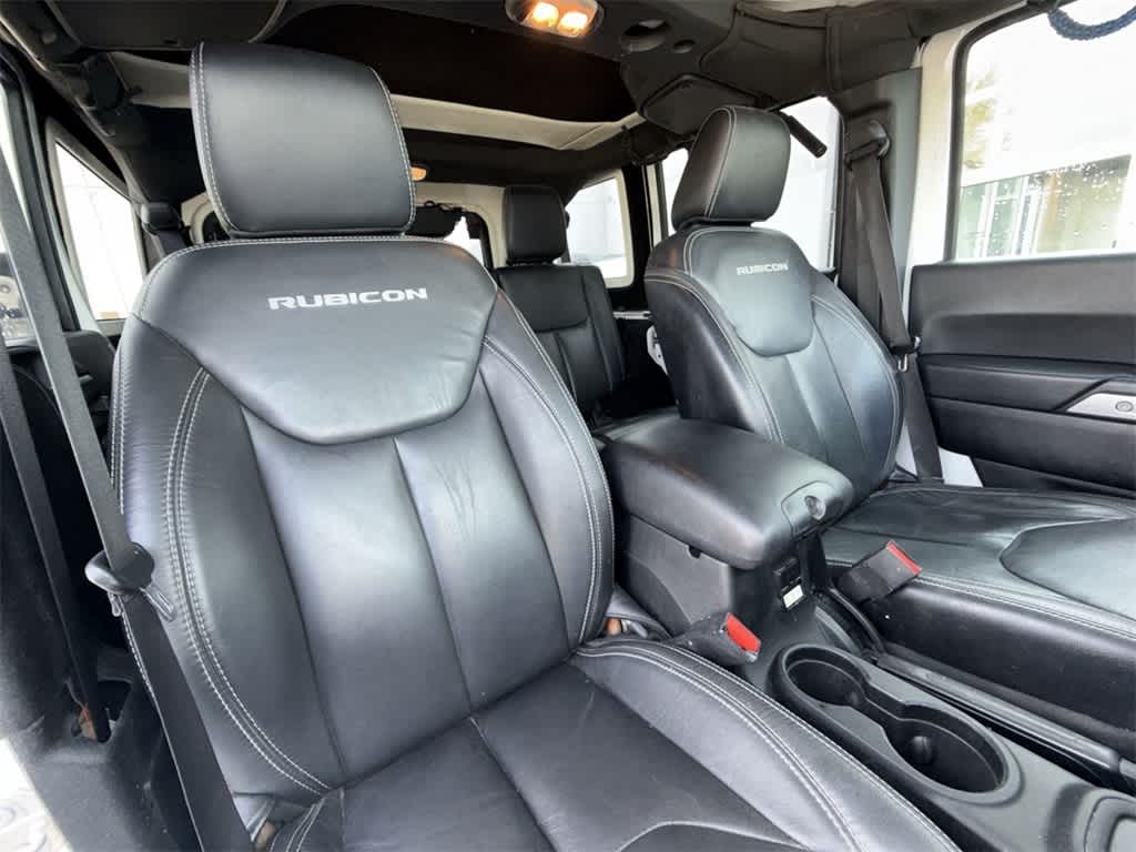 Thumbnail: 2018 Jeep Wrangler - 14